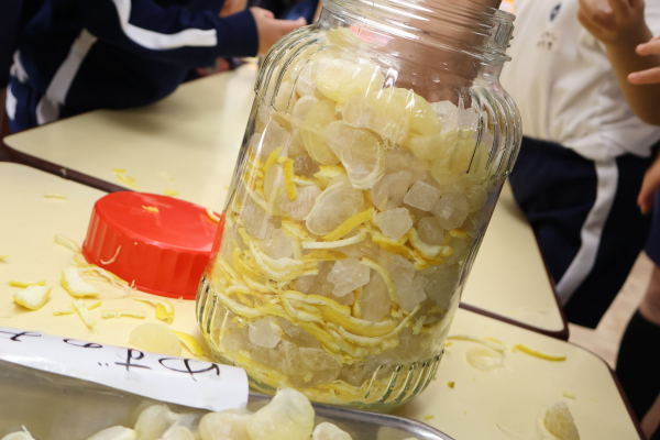 みんなでゆず茶作り！
