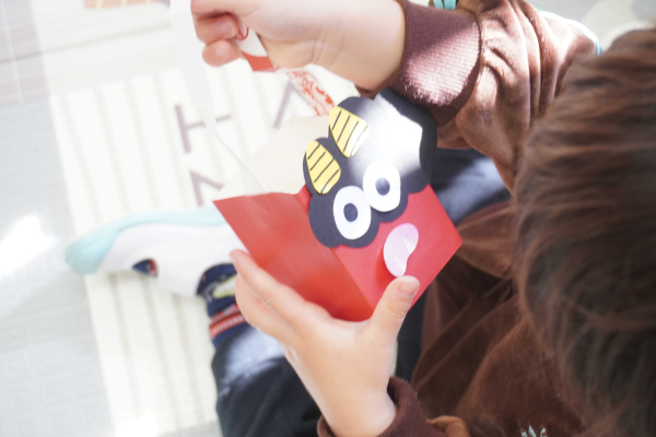 【アイビーガーデ】節分　豆入れ作り